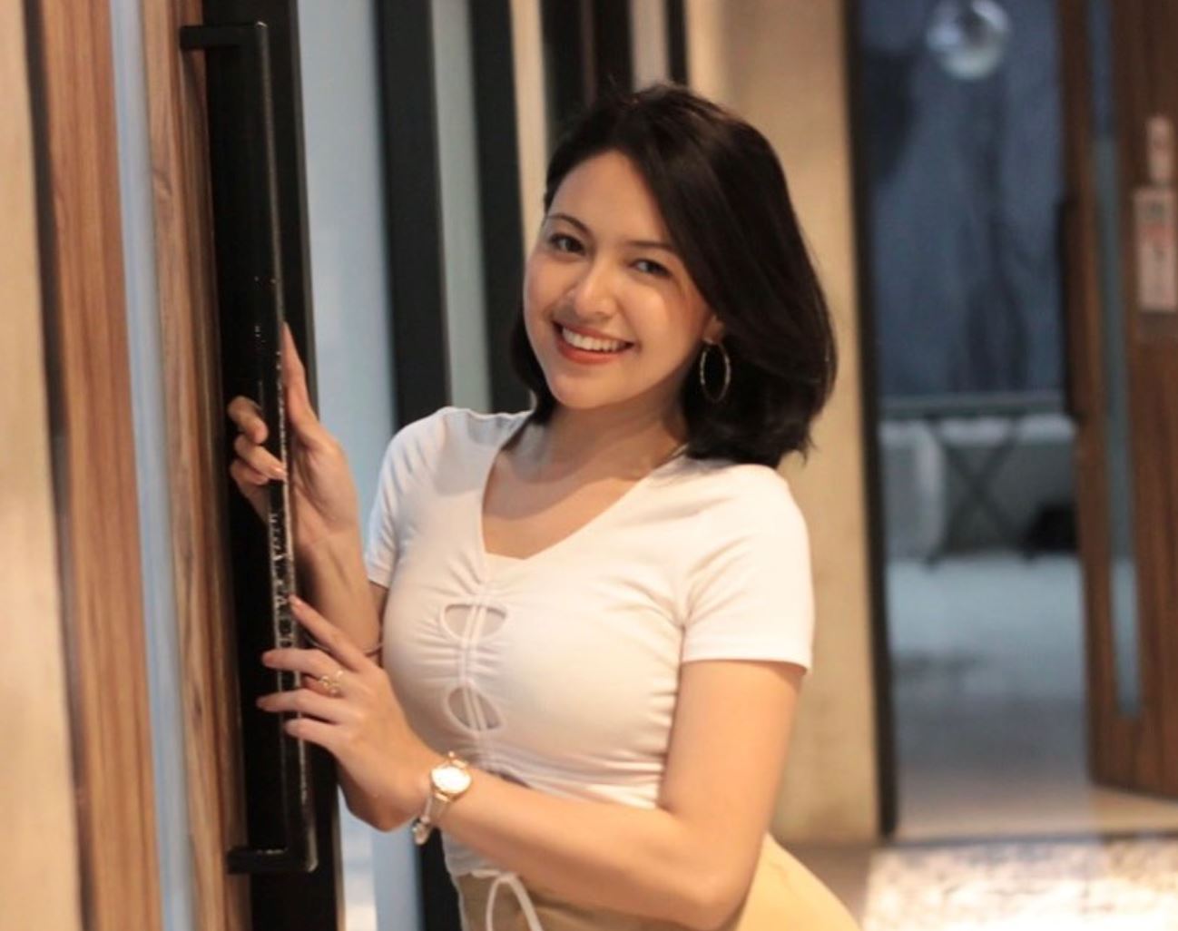 ‘‘kalau beri teguran, jangan pilih kasih,’’ – baby shima