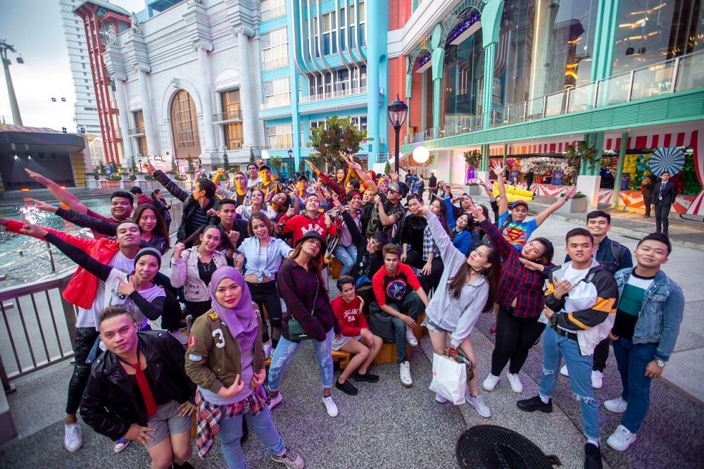 Genting Dance and Win Contest participants