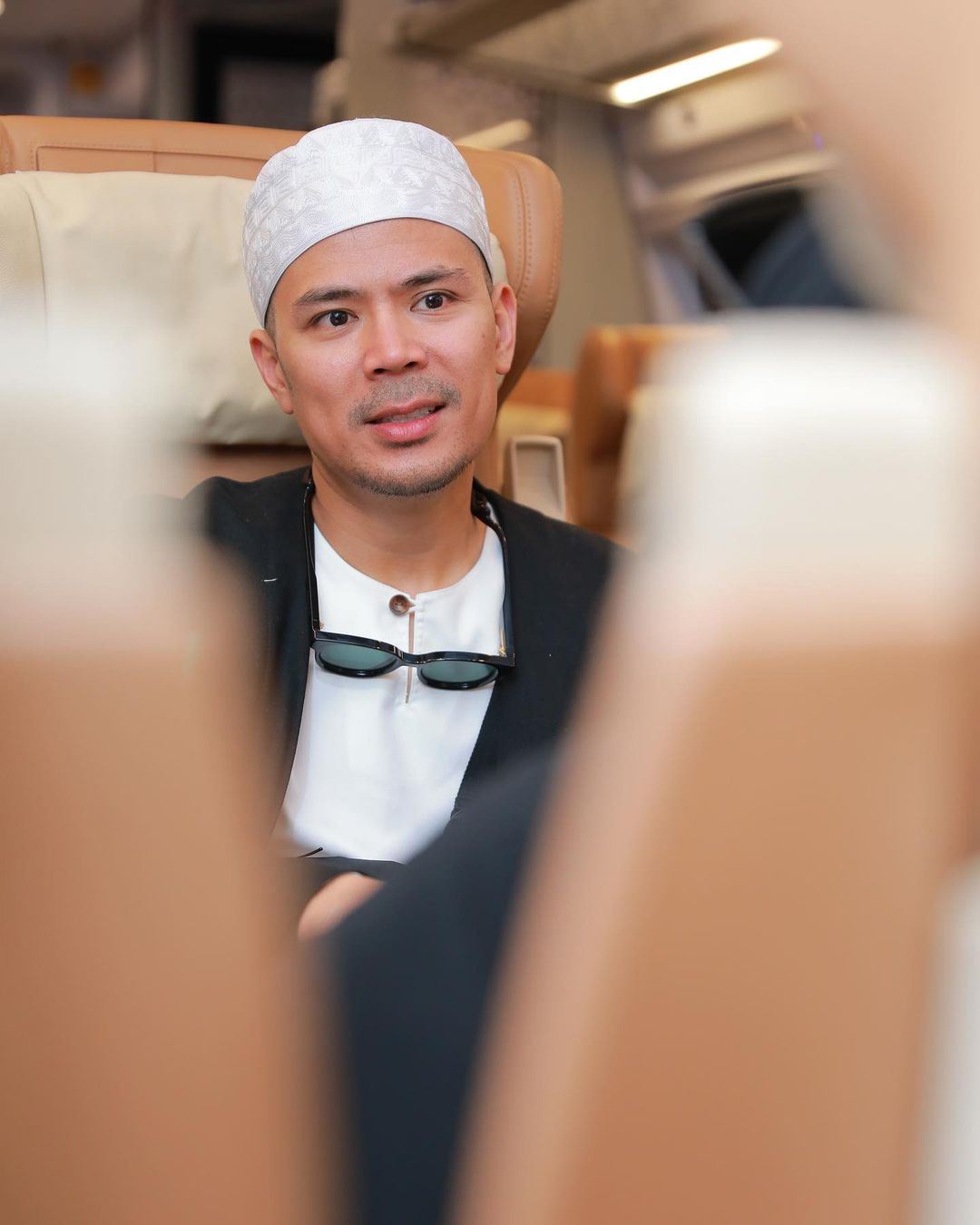 awal ashaari tak mahu paksa isteri berhijab, yakin ‘proses’ itu datang sendirinya