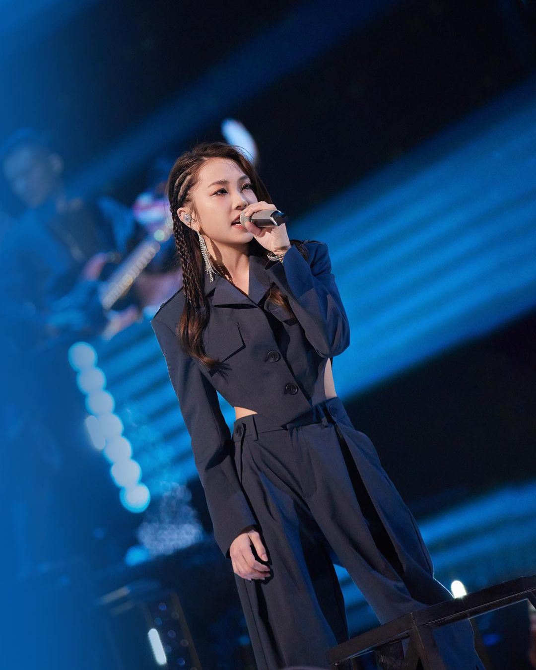 🌟【影片】《声生不息宝岛季》艾薇和华晨宇、那英合唱《高山青》❗️超狂高音获高分评价