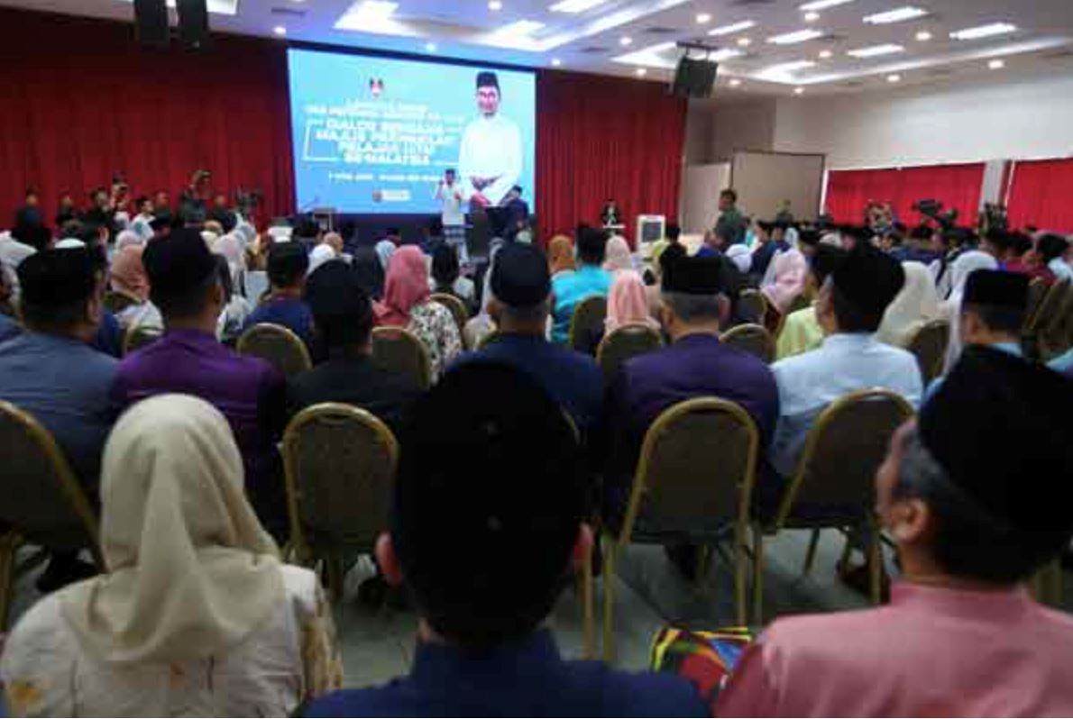 不分年龄！安华承诺大学生皆可获rm200！