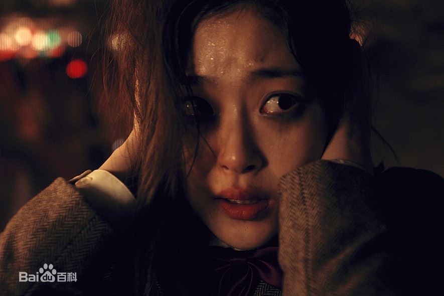 🎬一个人看很怕😱韩国恐怖电影《窃窃私语》❗️闯入闹鬼的游乐场。。。