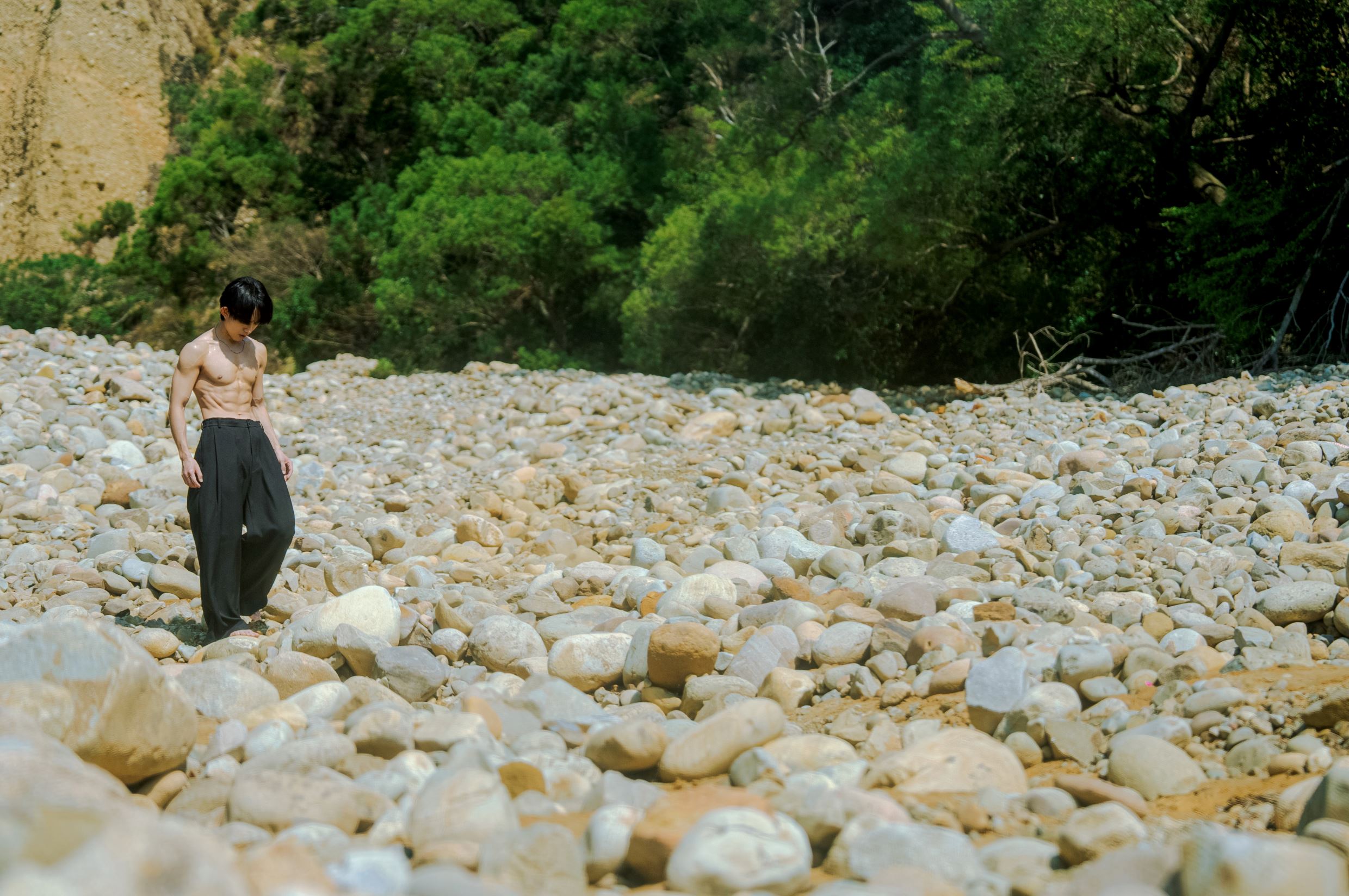 🌟林宥嘉最新单曲❗️《我不是神，我只是平凡却直拗爱着你的人》全面上线⚠️