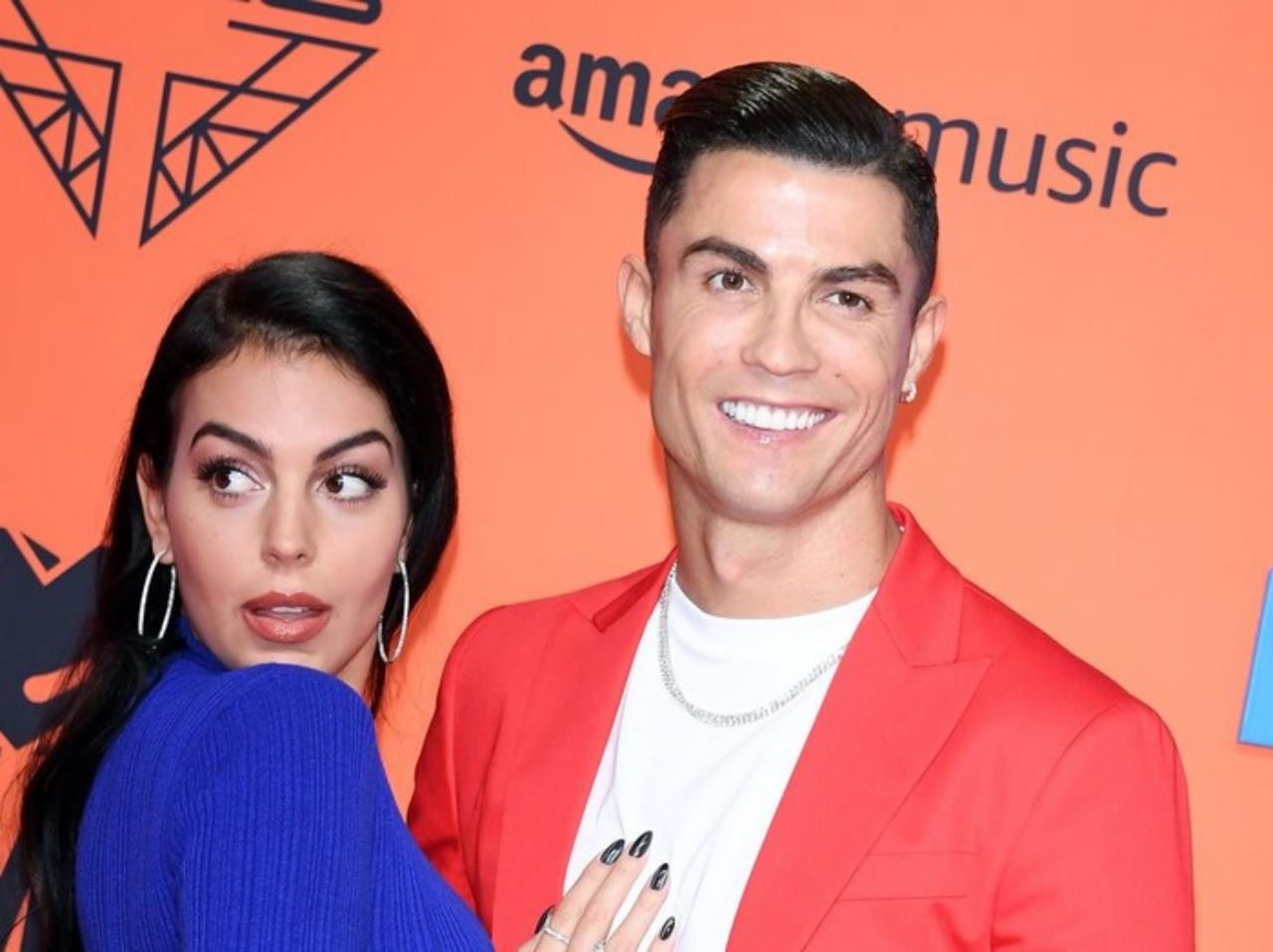 ronaldo enggan belikan handbag baru buat kekasih, “dia ada 150 beg tangan mewah!”