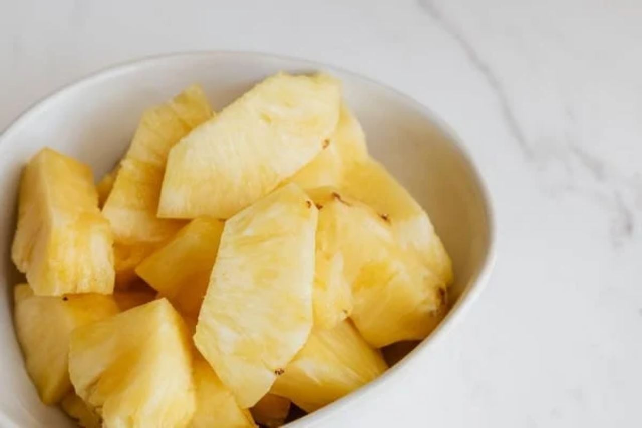 nenas punca keguguran? ini view dari bawah mikroskop, “nampak tu jarum tajam..”