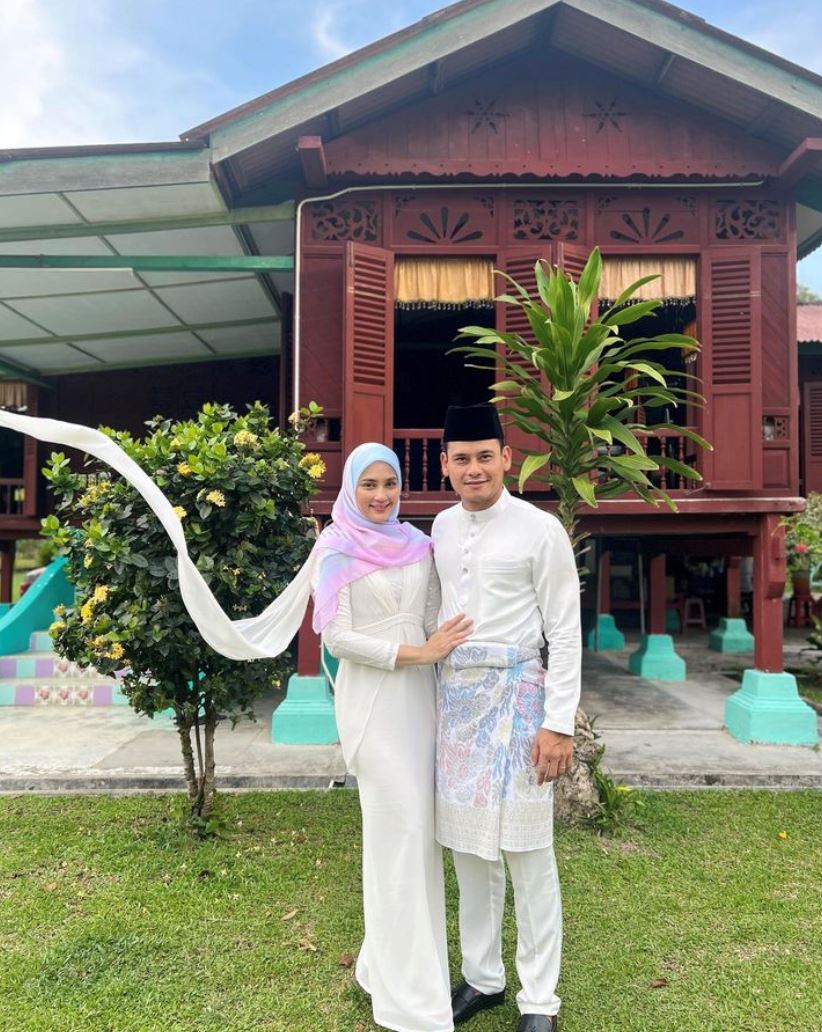 fasha sandha ada 30 pasang baju sempena raya, “setiap hari saya akan pakai satu..”