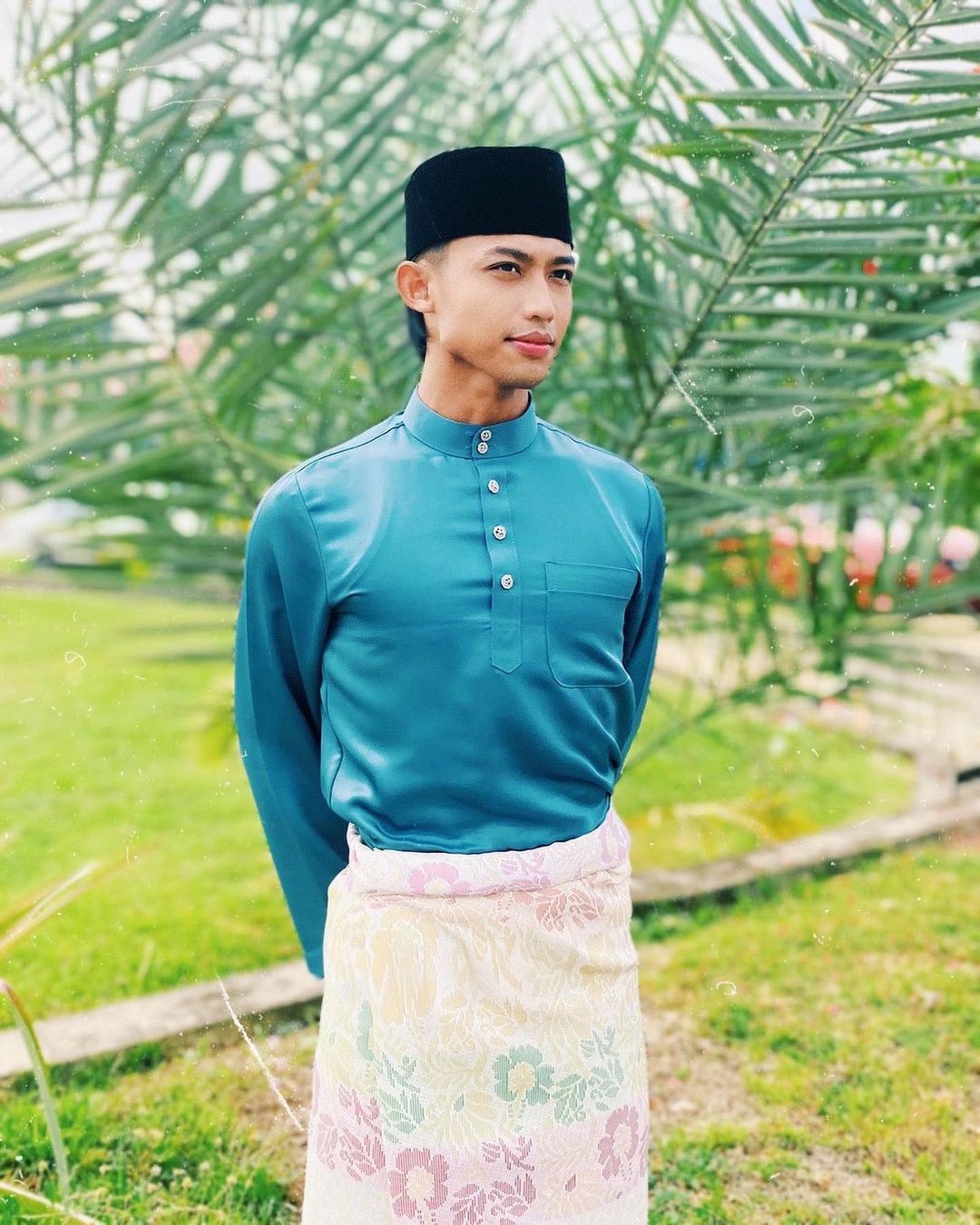 “saya paling nantikan tidur bergelimpangan di ruang tamu masa raya,” – mierul aiman