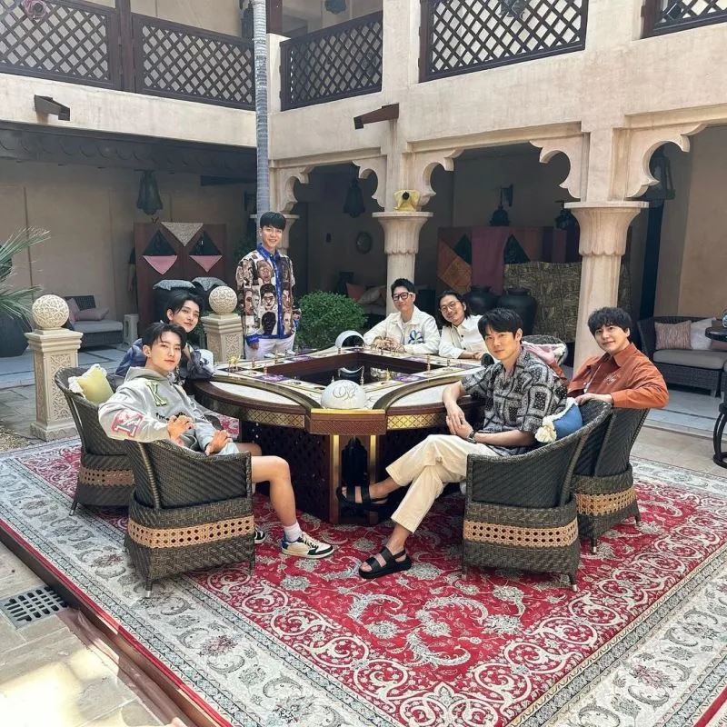 📺韩国综艺《杜拜大富翁》超搞笑❗池石镇直接拿出rm名牌来典当😲