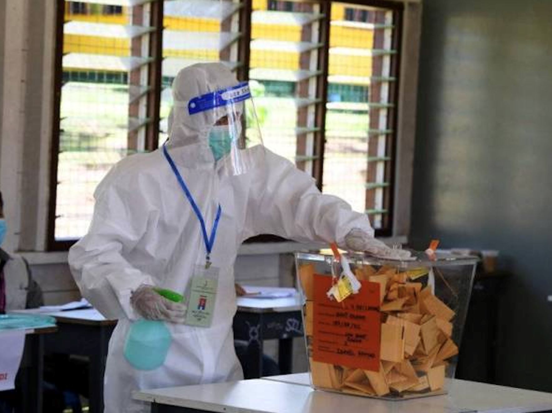 pengundi positif covid-19 perlu hadir di pusat mengundi dua jam sebelum tamat tempoh undi – kkm