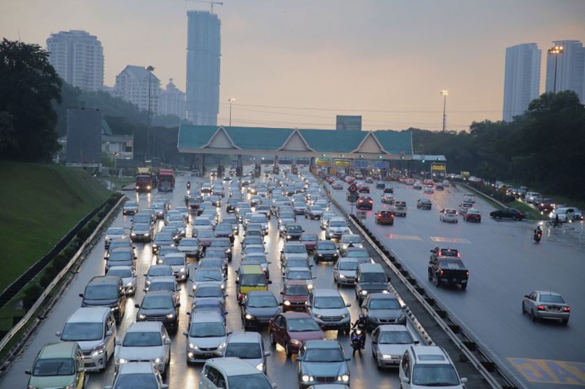 11日及12日回乡投票最堵！plus：车流量高达190万！