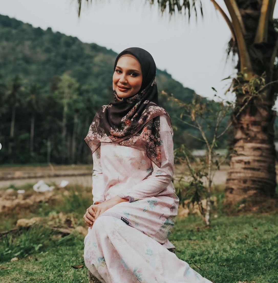 dah tiga tahun single, nadia brian mahu calon suami kuat pengetahuan agama