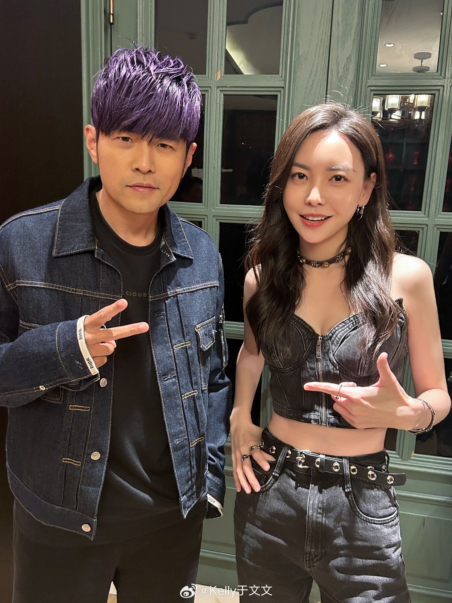 ✨于文文终于圆青春的梦想啦❗在演唱会上与周杰伦合唱《暗号》🔥