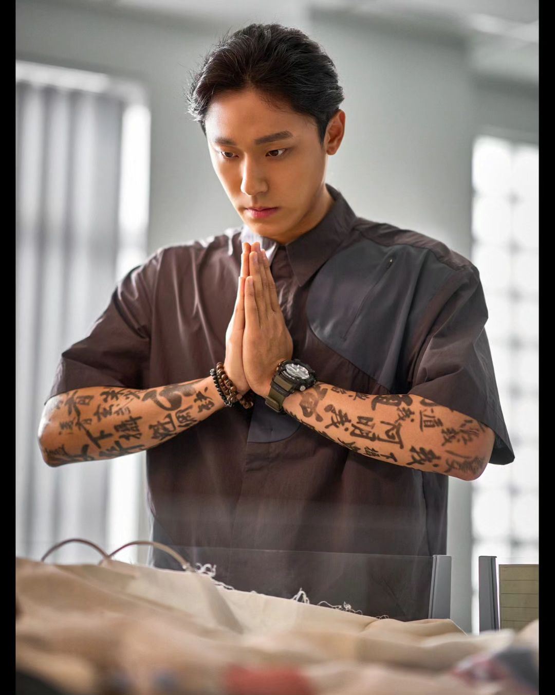 🎬韩国恐怖电影《破墓》2024年上映❗崔岷植,金高银,李到𬀪主演🔥