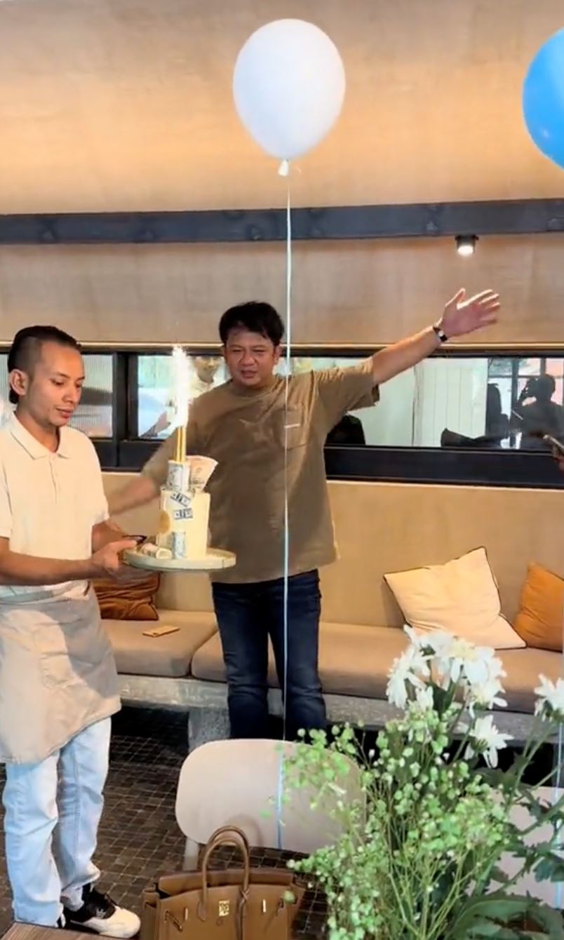 “jangan tanya soalan macam orang tak sekolah, penat nak jawab!” – intan najuwa