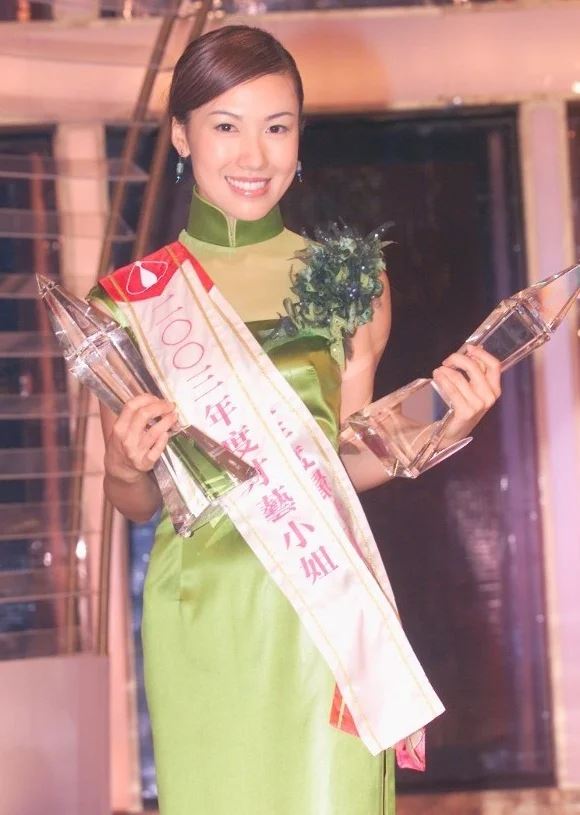 📺《新闻女王》香港小姐扎堆❗snknews女主播各个高颜值😍