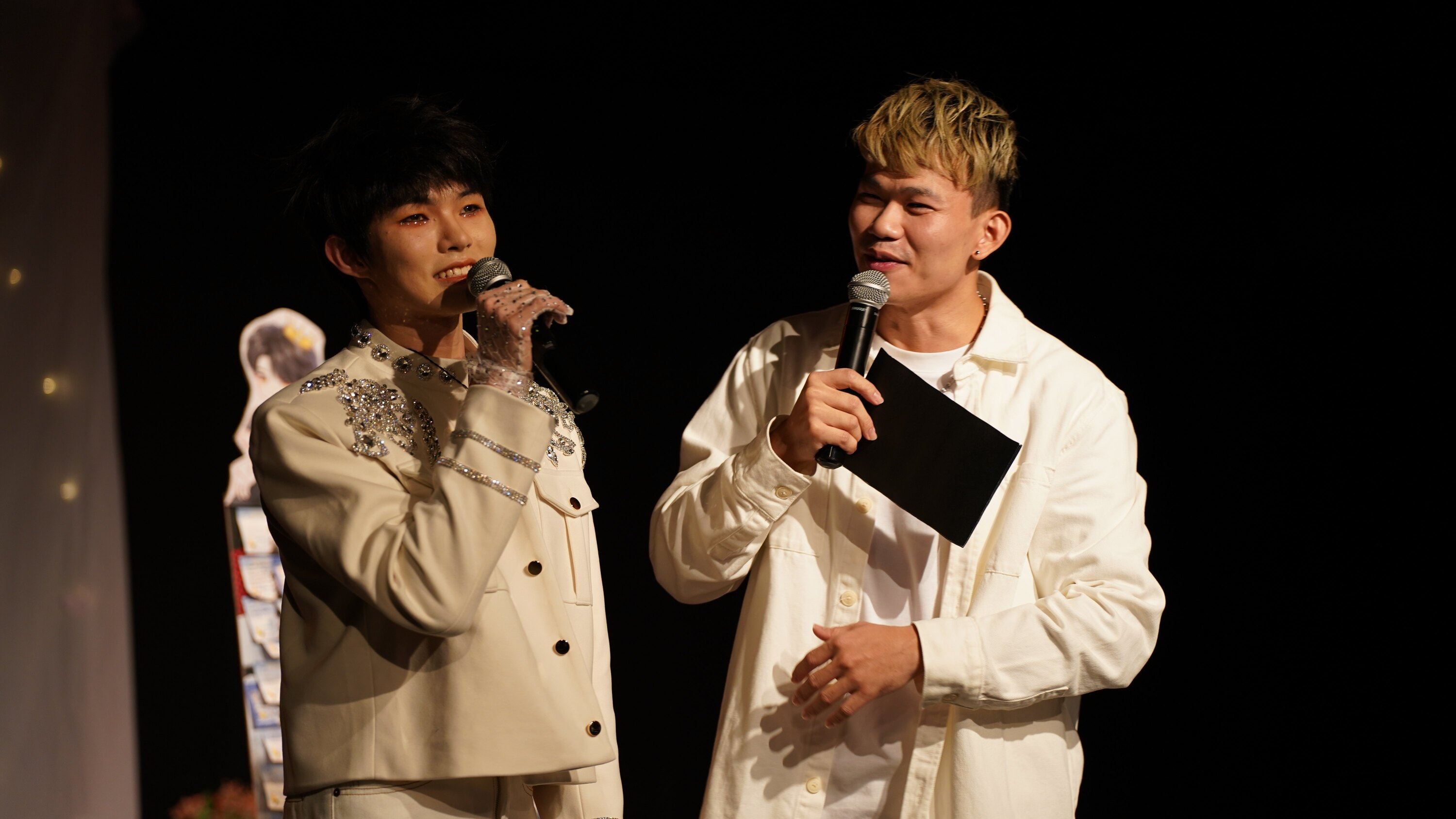 刘隽《我们与爱的距离》见面会惊喜满满🌟场面超温馨💗