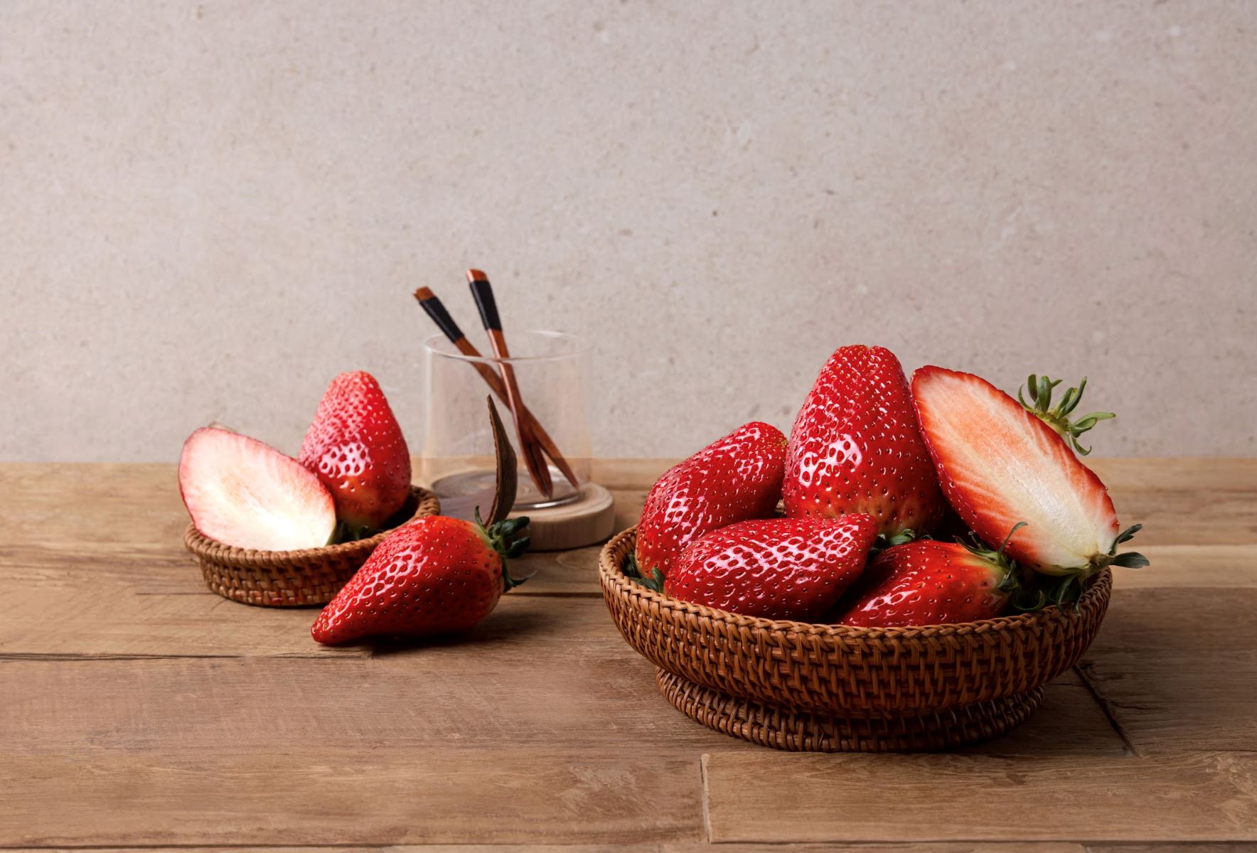 k-berries land in malaysia! south korea introduces premium korean strawberries to malaysians!