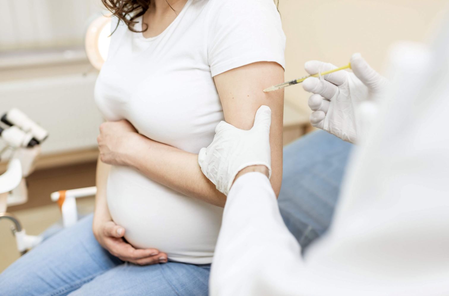 dr. dzul nafi bakal keluar arahan wajib dos penggalak ketiga, hanya galak pada warga emas