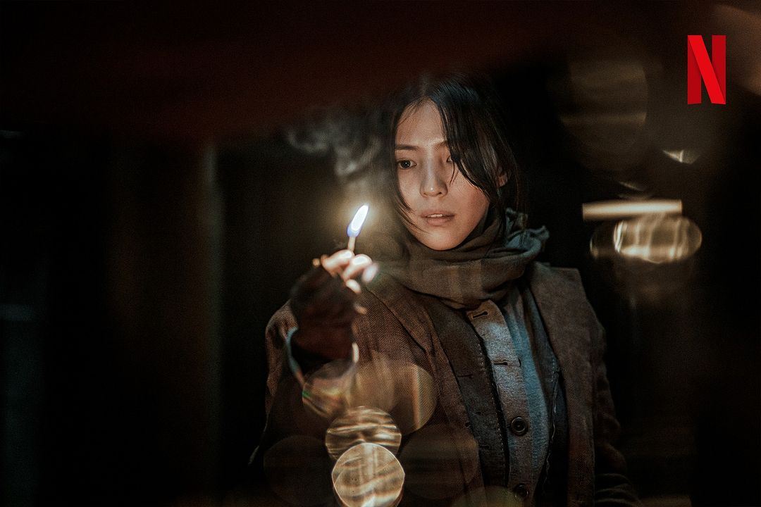 韩剧《京城怪物》韩韶禧动作戏亲自上阵❗曾脸部受伤 脖子酸痛到无法转动😱