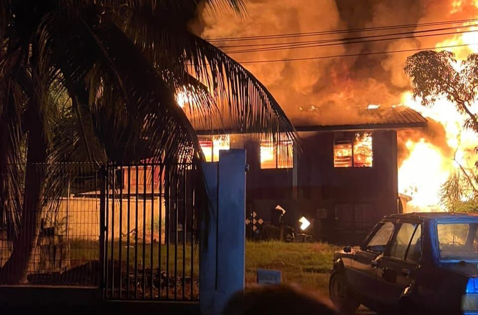 menyayat hati! wanita lumpuh ditemui rentung, rumah musnah terbakar