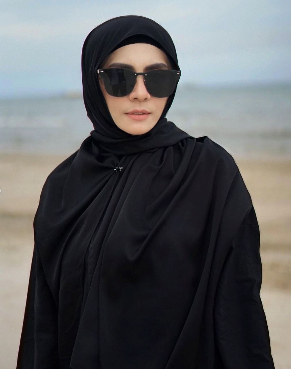 zizi kirana kini nyanyi rap sambil duduk, mahu jaga batas pergerakan