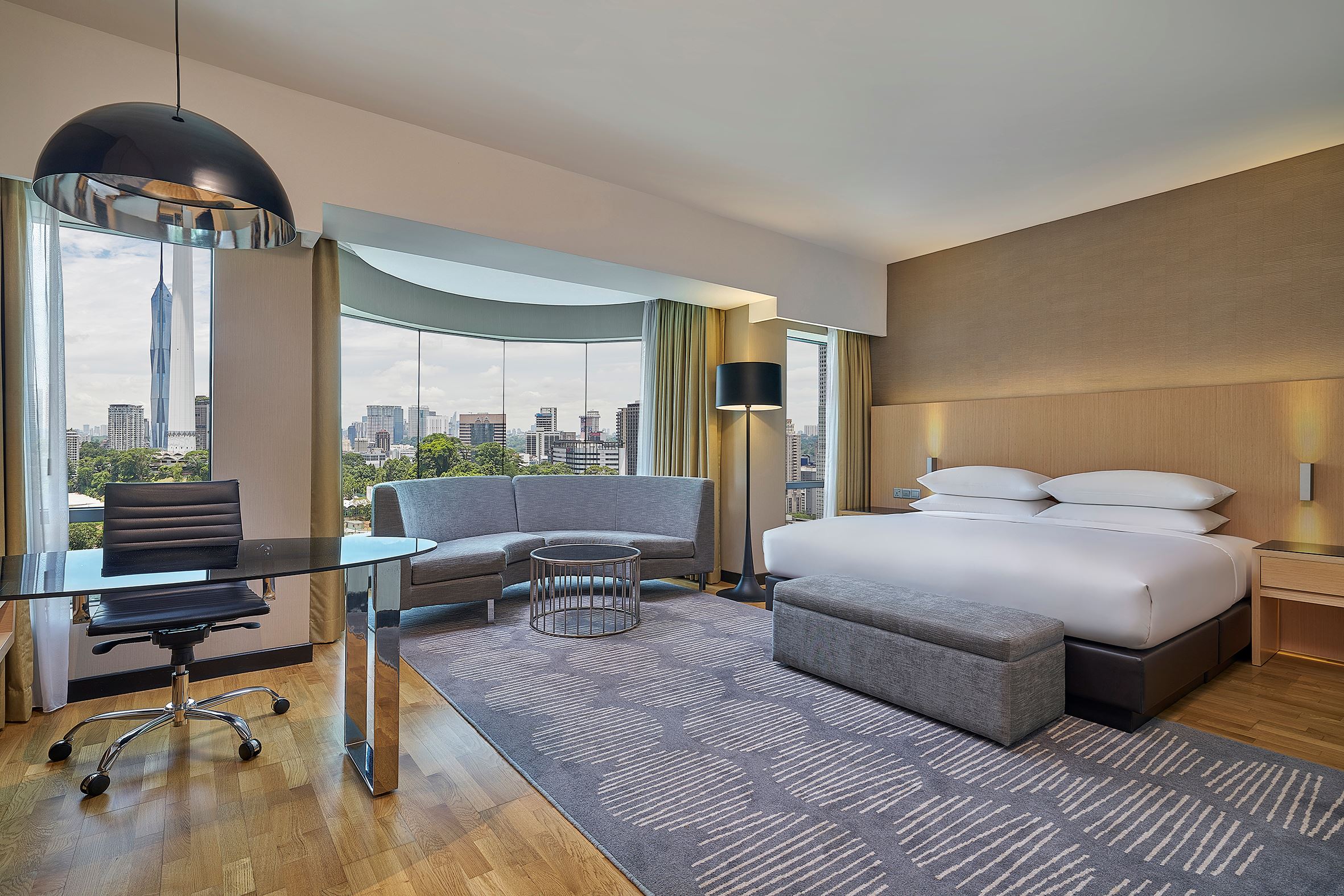 a bedroom at Renaissance KL with a view