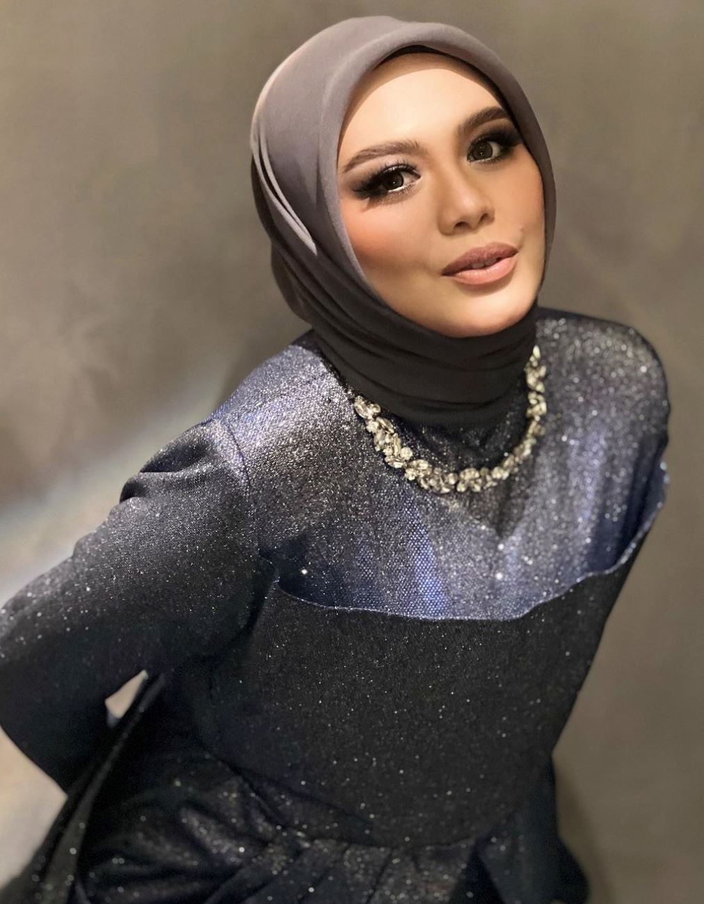 “kalau pandai siang ikan tapi malas masak pun tidak guna,” – zulin aziz