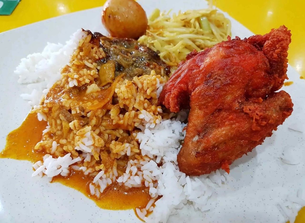 rm5.68 adalah kos sebenar sepinggan nasi, sayur dan ayam goreng