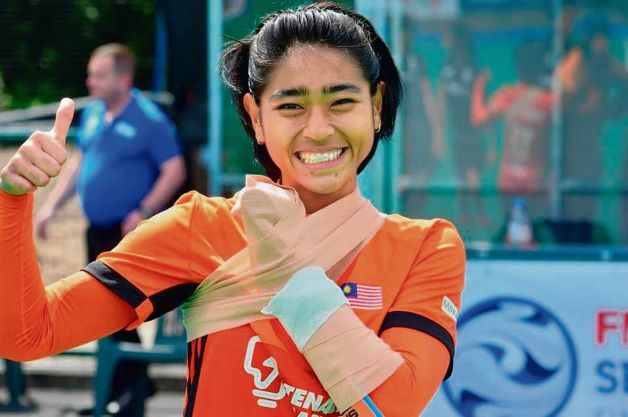 pemain hoki wanita negara digantung lepas buat komen berbaur perkauman