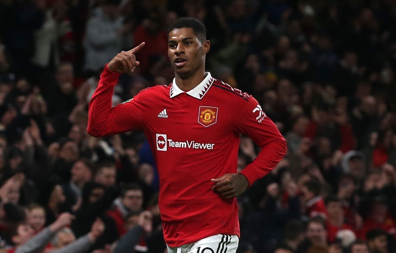 red-hot rashford keeps united’s fire burning