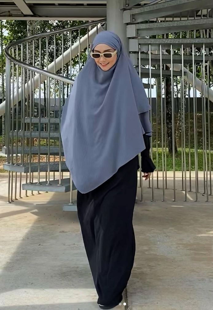 ramai suka lihat penampilan terkini wan sharmila, “sejuk mata memandang..”