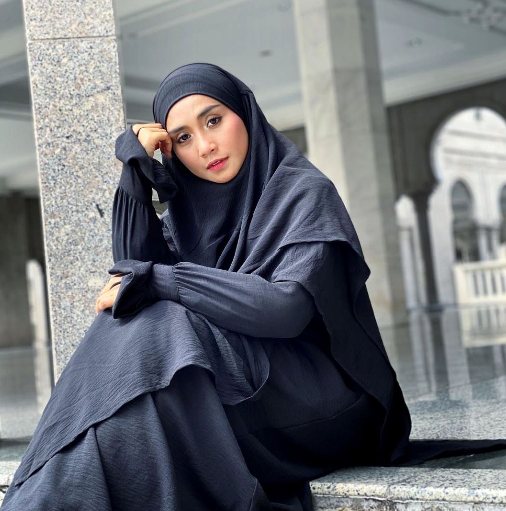 ramai suka lihat penampilan terkini wan sharmila, “sejuk mata memandang..”