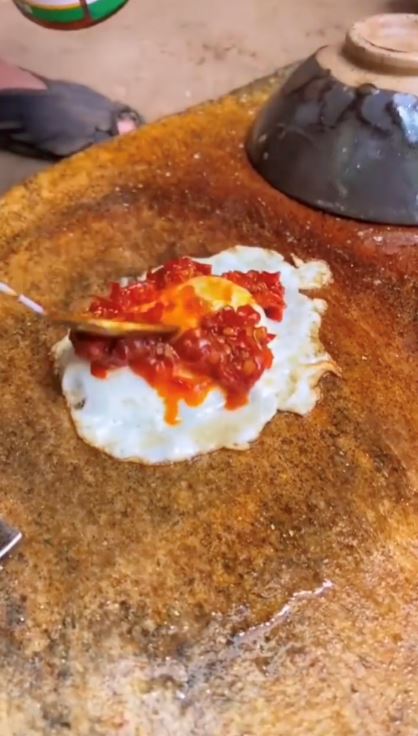 katanya ini roti canai sebenar, portal makanan popular dunia buat hal lagi