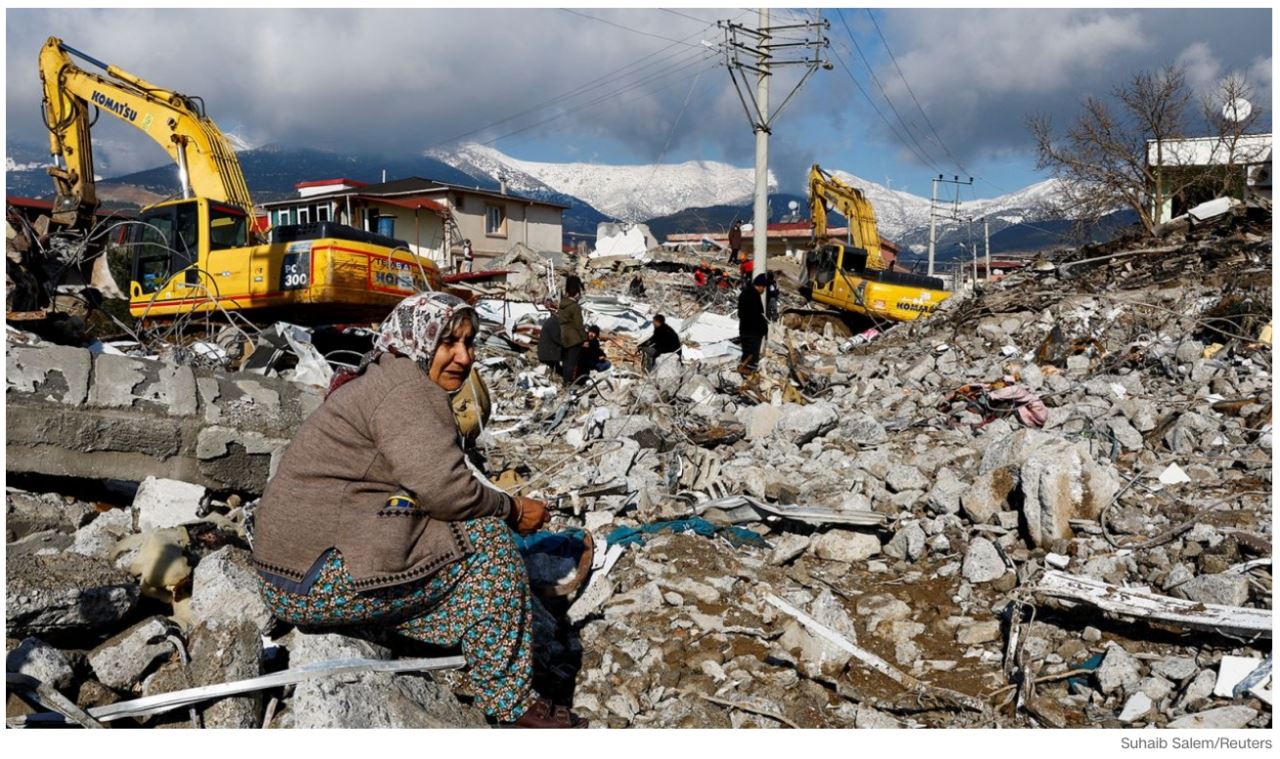 ribuan mangsa gempa bumi sejuk melampau, hanya lindung diri dalam kereta, pondok bas