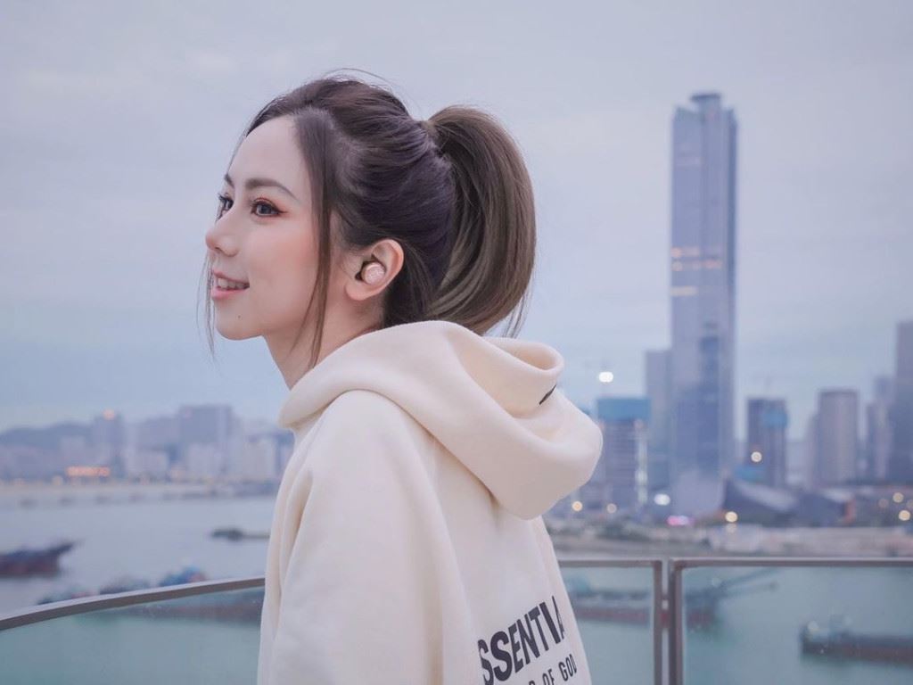 窦骁何超莲4月大婚！惊传世纪婚礼+明星姐妹团！
