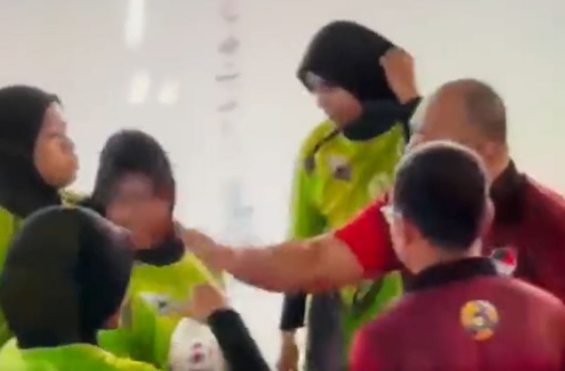 “it’s wrong!” hannah yeoh slams school coach for slapping young female athletes in viral video