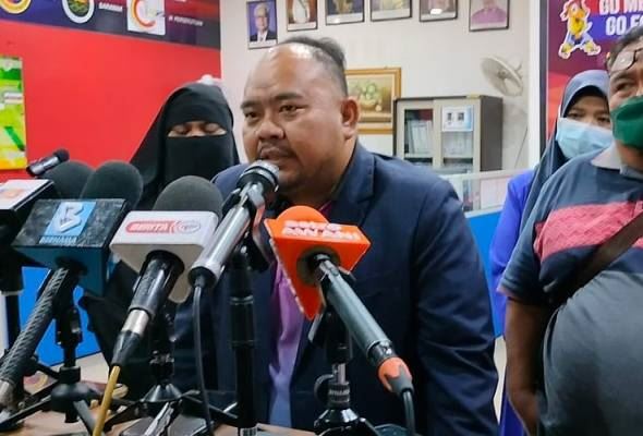 jurulatih tampar dua pemain kesal, mohon maaf atas tindakan