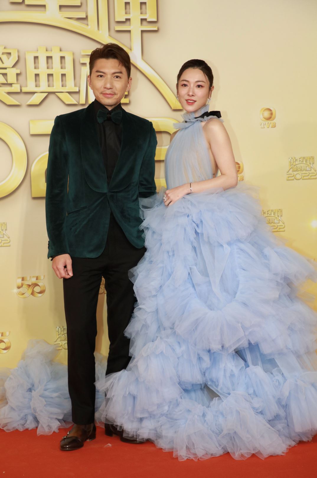 🌟【多图】《万千星辉》盘点女星的用心打扮❗️胡定欣、陈晓华夺最佳衣着🏆