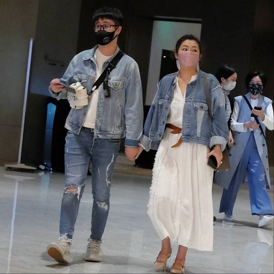 selina与男友家长见面！曝光结婚计划！