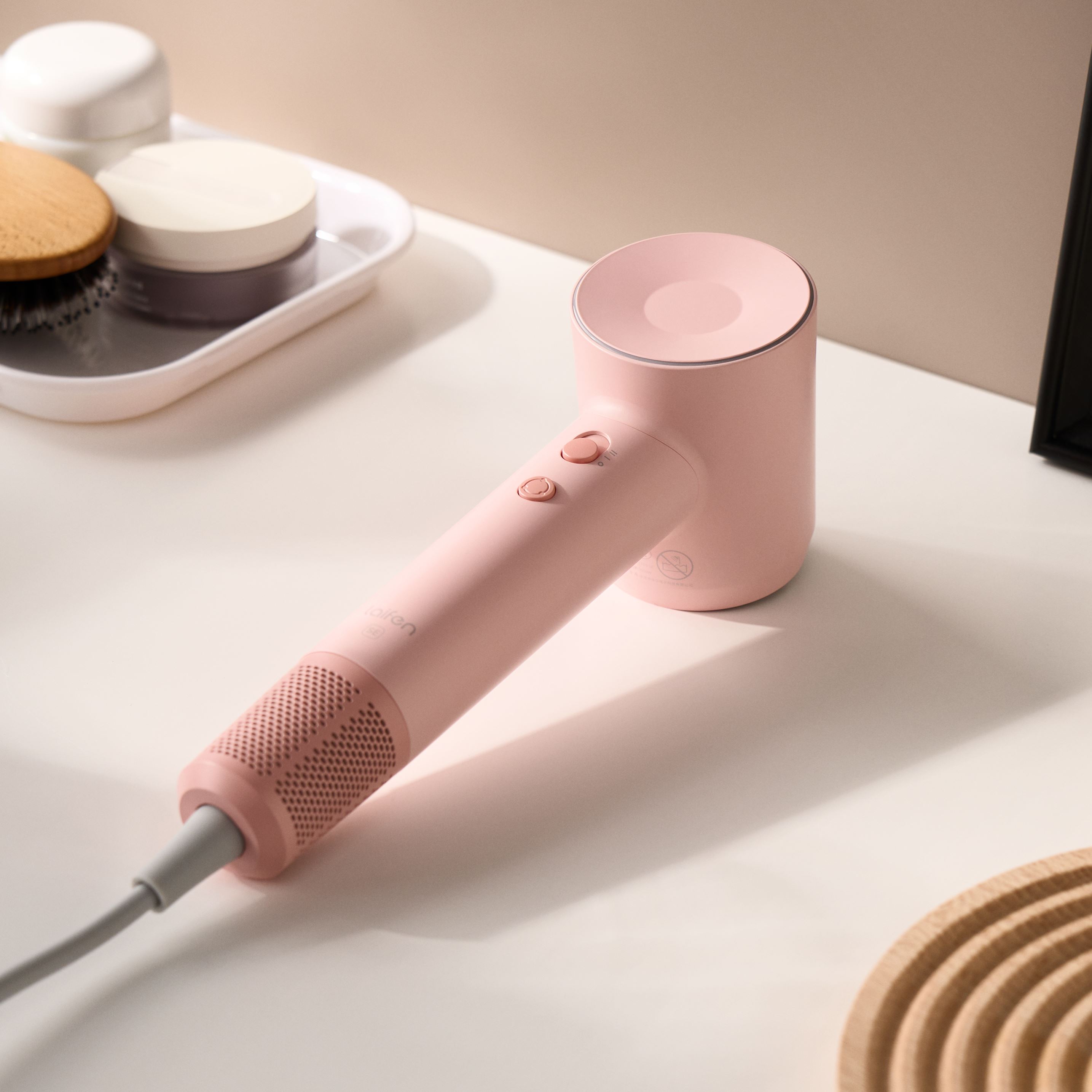 Laifen高速吹风机粉色