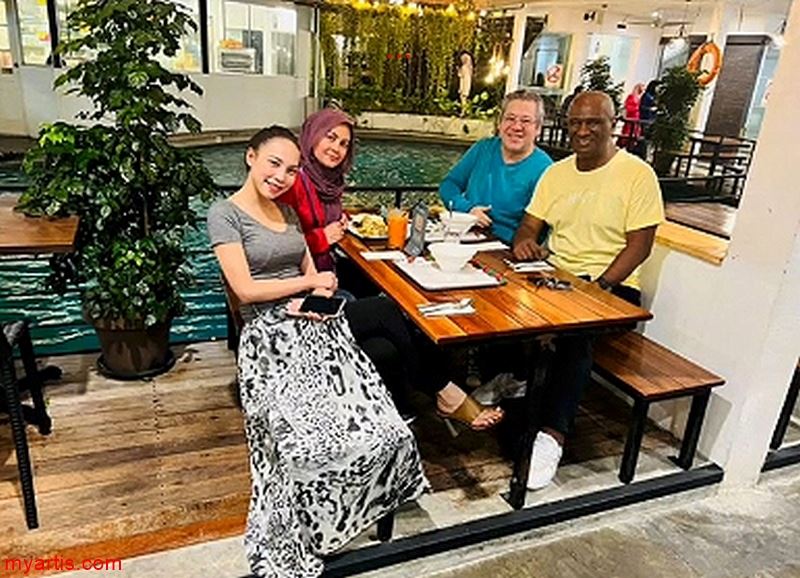 datuk mustapha kamal kongsi gambar pasangan pengantin baru, fyna jebat & datuk zainal abidin