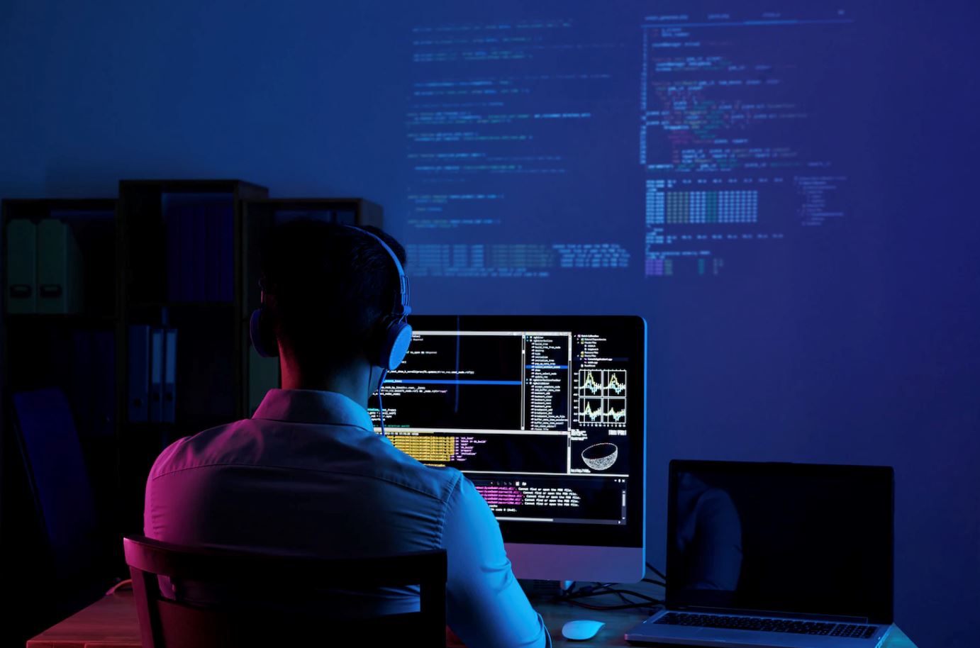 pastikan pekerja balik on-time, bos syarikat dari malaysia ini raih pujian ramai