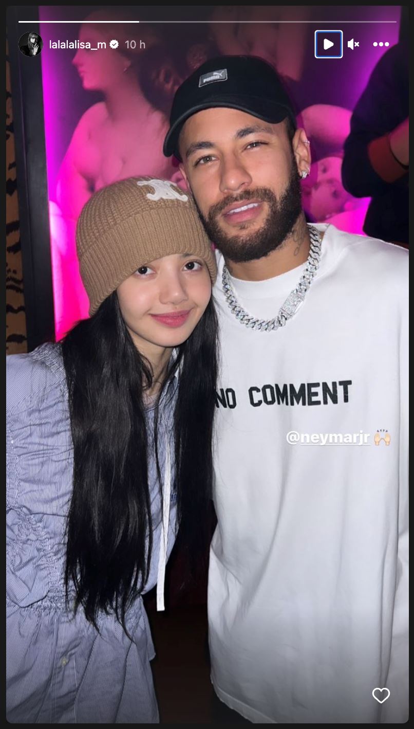 comel je bila lisa blackpink bergambar dengan neymar