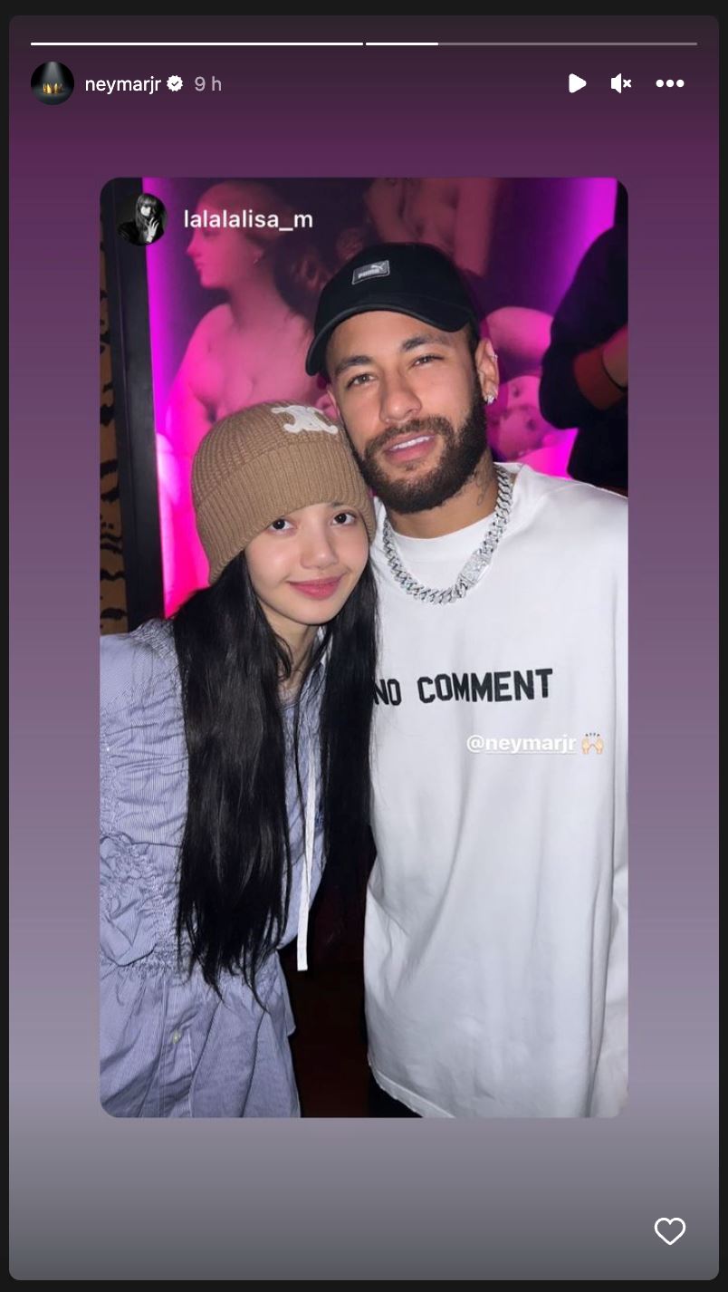 comel je bila lisa blackpink bergambar dengan neymar