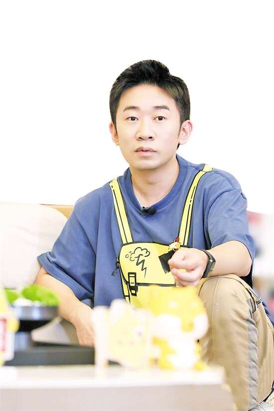 杨迪曝已分手12年女友！网狂骂渣男？！