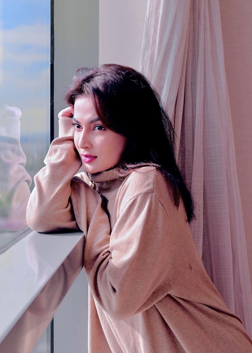 reen rahim terpaksa tangguh hamil demi kerjaya, syukur suami memahami