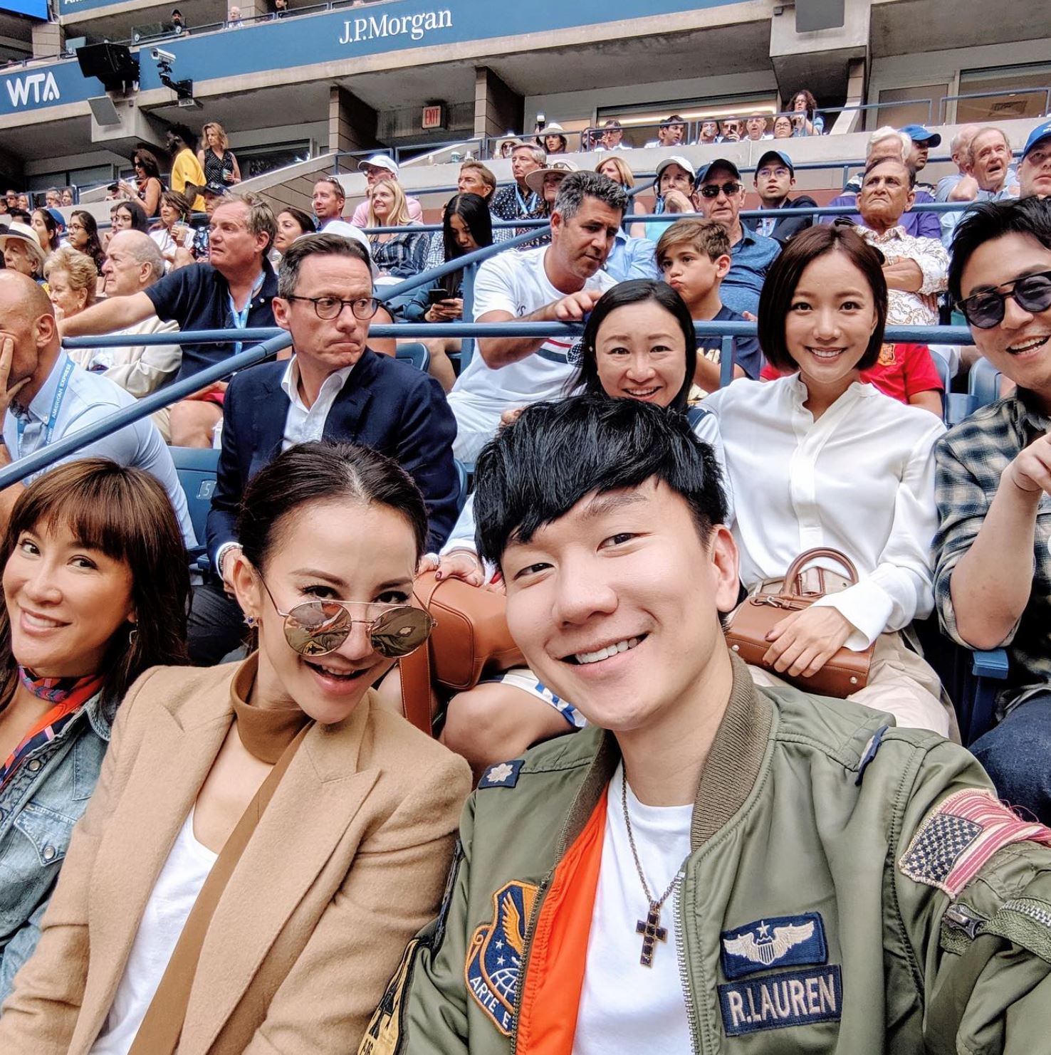 🙏李玟轻生离世❗️众星纷纷发文悼念