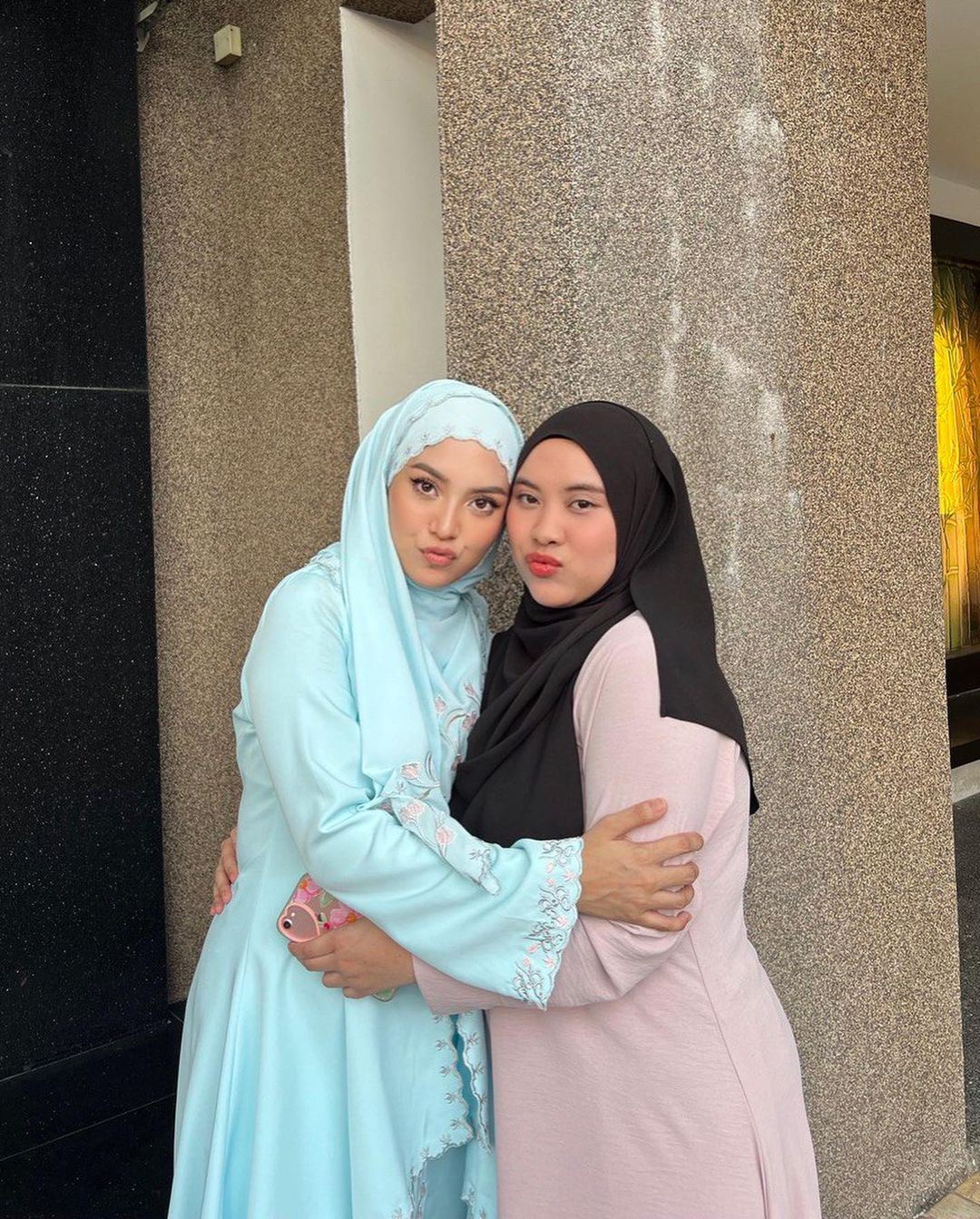 mawar rashid akhirnya jumpa adik kandung lepas 23 tahun terpisah