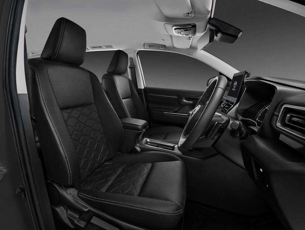 inside of the Toyota Zenix