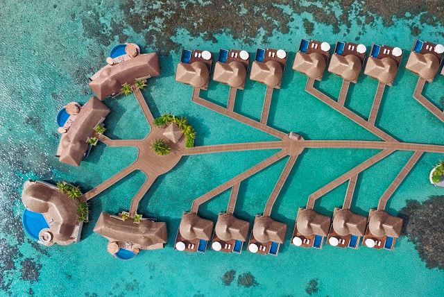 resorts atas air Maldives